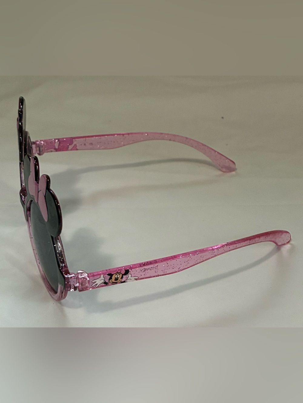 *FREE WITH PURCHASE* MINNIE MOUSE SUNGLASSES DISNEY KIDS - Picture 3 of 6